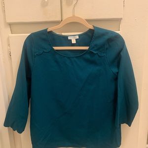 Jun & Ivy Jade Scallop Detail Blouse- Size Small